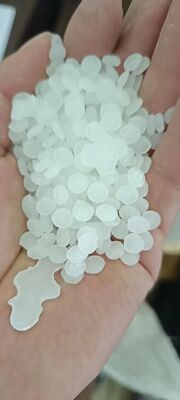 سعر جيد PE Wax CAS 9002-88-4 مسحوق أبيض من الدرجة الصناعية لصناعة الشموع البلاستيكية المساعدة الانترنت
